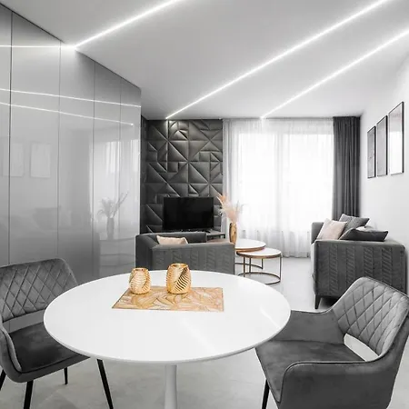 Apartment Avand